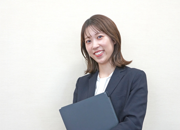 先輩社員の声